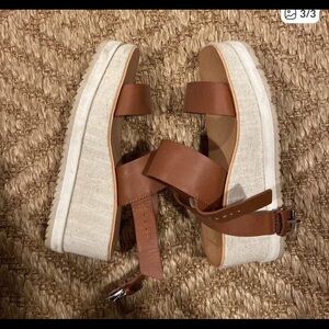 Dolce Vita- Stylish Brown and Cream Women's Platform Sandals